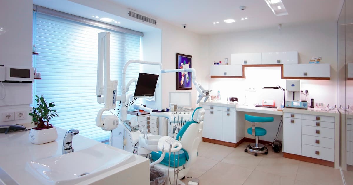 Why Dental Practices Are Replacing Voicemail With AI Receptionists